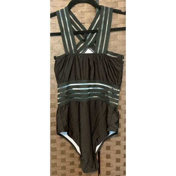 Mesh, Halter Neck One Piece Swimsuit- Size Medium - Picture 7 of 9